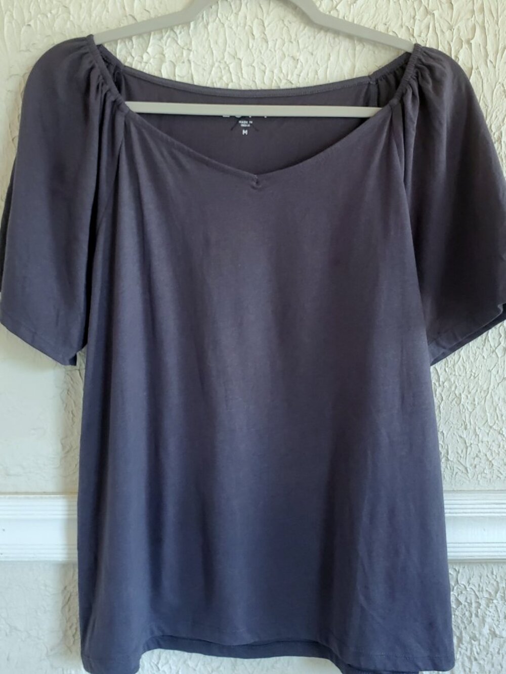 LOFT Gray Tee with Gathered Shoulders, Size M